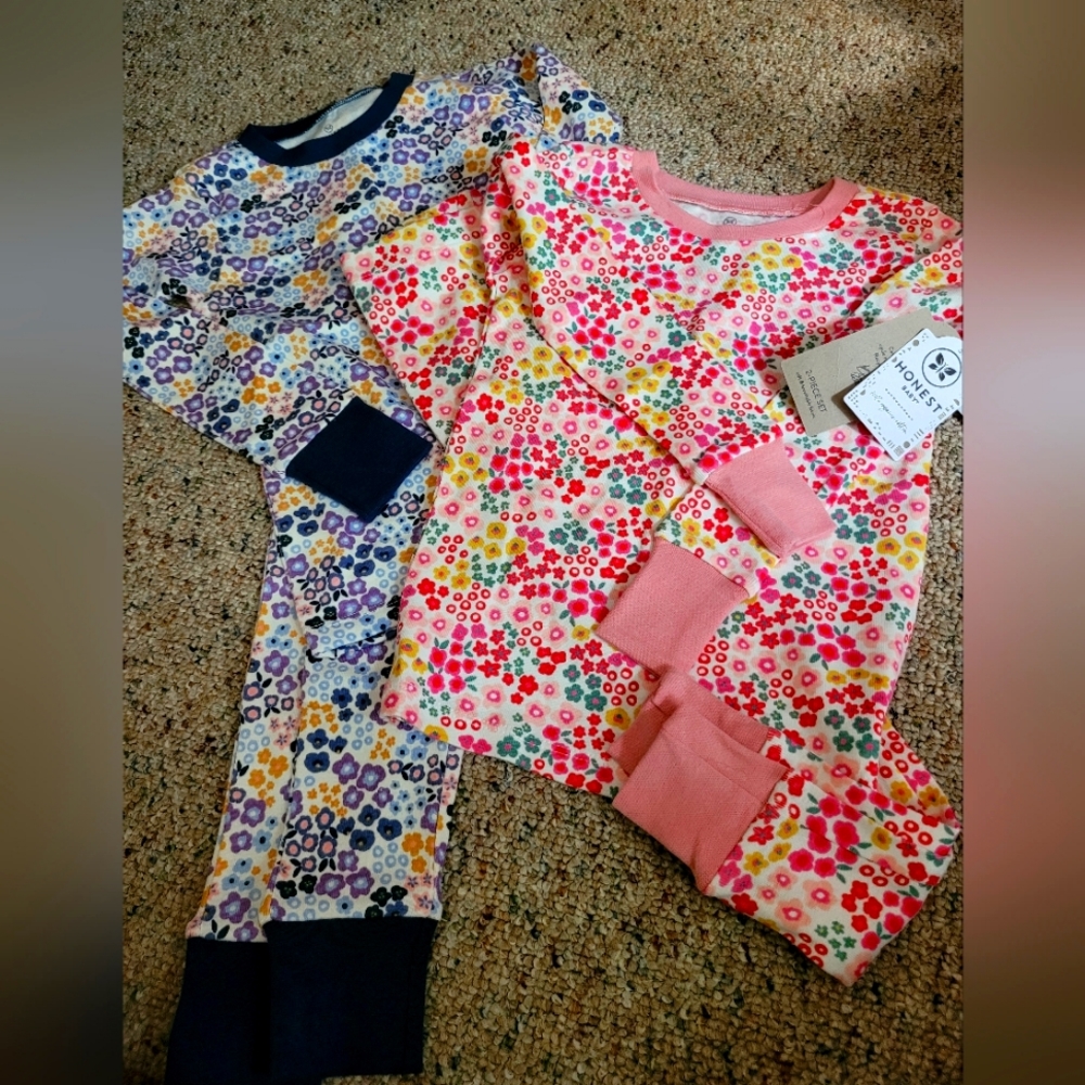 NWT! Honest Company 5t Girls Pajama Sets
